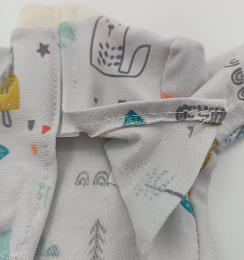 Poorly sewn velcro and loose stitching