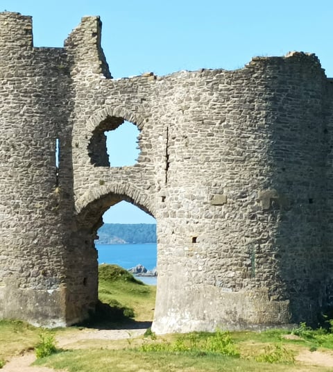 Pennard castle dates from the 12 th century