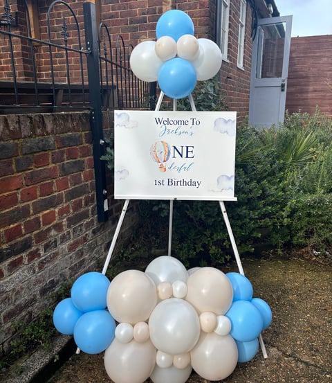 Personalised Welcome Easel with Balloon Garland in kent