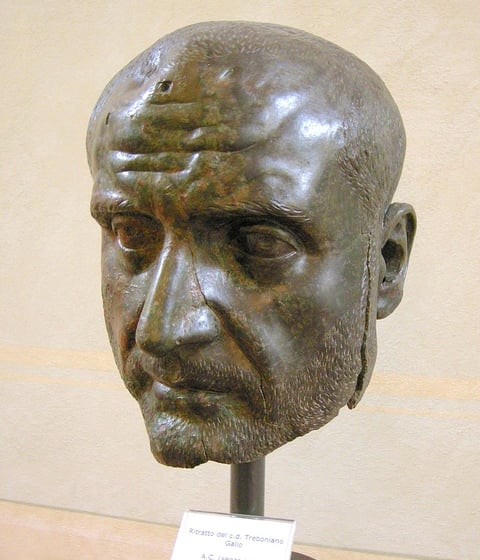 busto treboniano galo