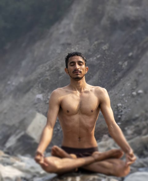 Master Yoga Kailash Singh Best Yoga Teacher in Delhi and India