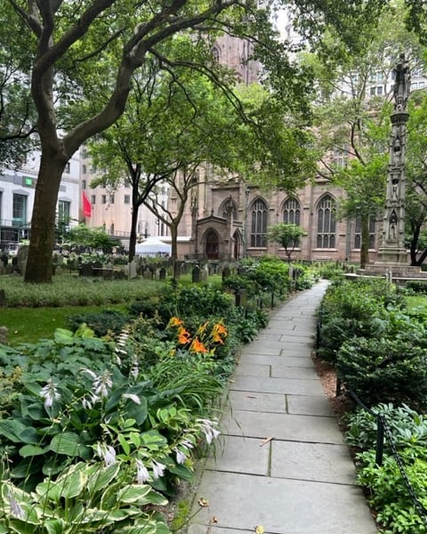 Graves of the New York elite on Wall Street