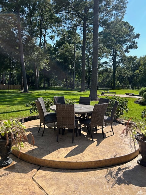 Eating area that has been Pressure and Soft Washed
