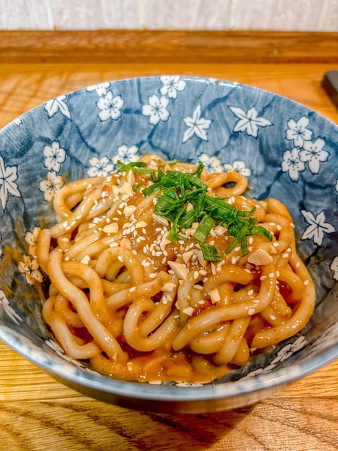 Peanut butter udon | © Cookingwiththehamster