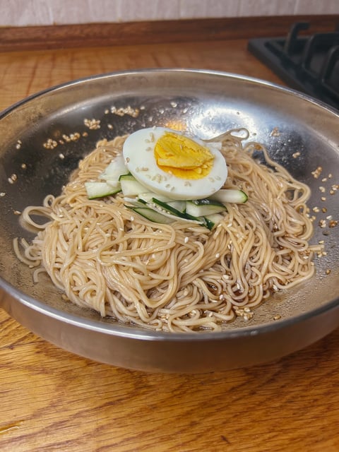 Ganjang bibim guksu | © Cookingwiththehamster