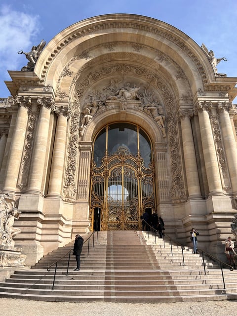 porte doree du petit palais a paris