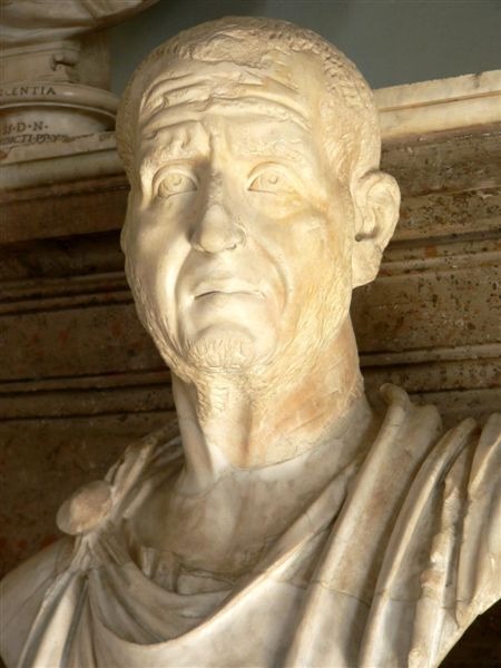 busto trajano decio
