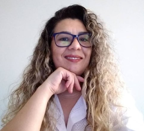Viviane Bego - Psicóloga