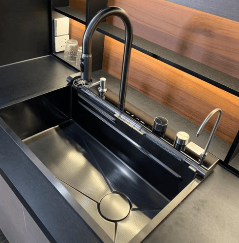 black kitchen sink