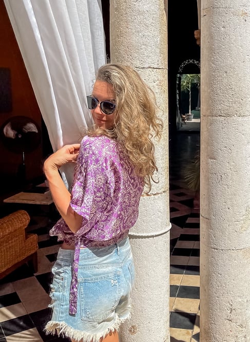 PURPLE VIOLET SILK KIMONO SHIRT ON THE BEACH RESORT STYLE