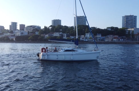 Sailing on private sail boat tour along Douro River in Porto, Portugal