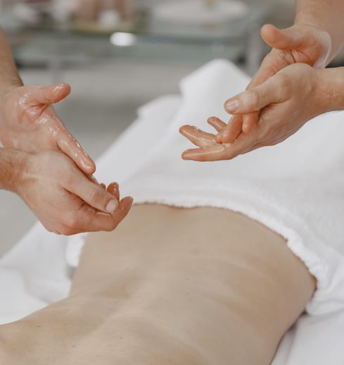 massage 4 mains