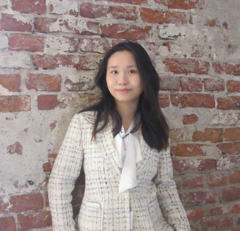 duong-profile-photo-brick-wall