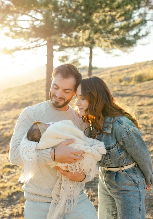 séance photo nouveau né, avec bébé de un mois pour photos de naissance par le studio des 4 saisons