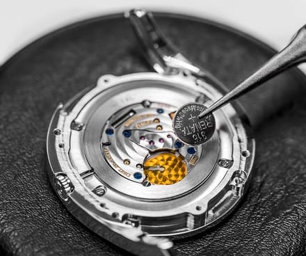 watch battery replacement