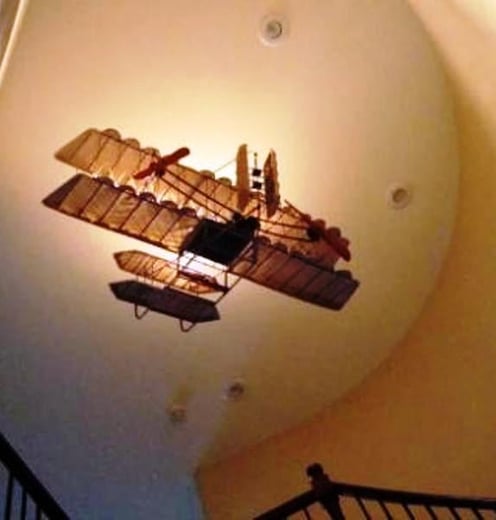 Installation of 25 lb Airplane Model at the 20 ft Ceiling