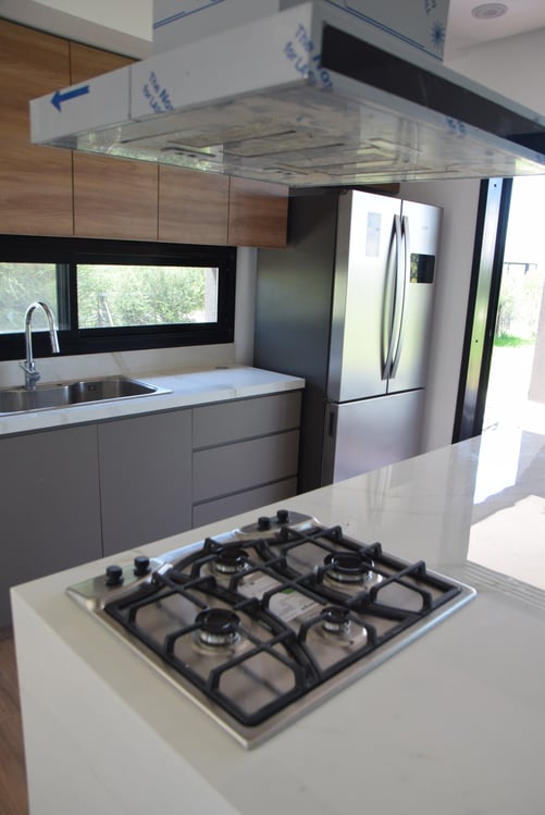 anafa, extractor y mesada