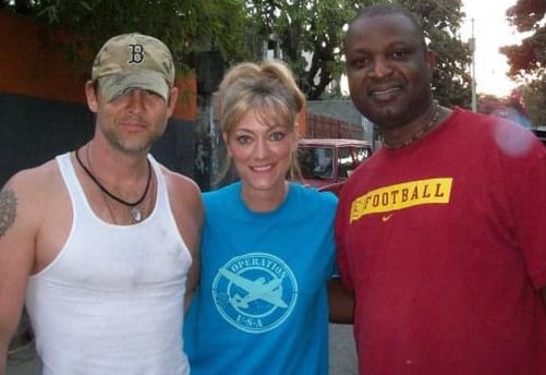 Angie Crouch with volunteers in Haiti after earthquake