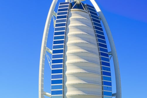 Burj Al Arab em seu formato característico de vela em Dubai