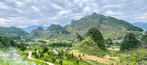 a mountain view of a valley