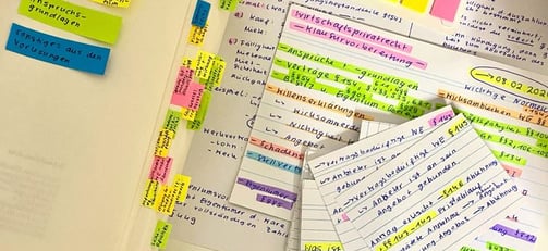 colored notes