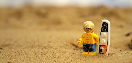 Lego banglentininkas ant smėlio, Palangoje