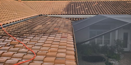 TILE ROOF SOFT WASHING SERVICES FORT LAUDERDALE