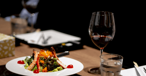 Enjoy a savoury meal accompanied by an original wine blend