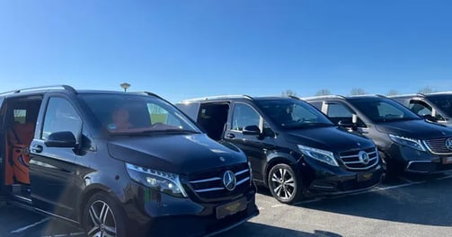 Fleet of chauffeur vans for event logistics – Provence business services