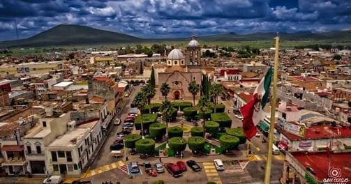 Charter a Ixtapa desde Puruandiro