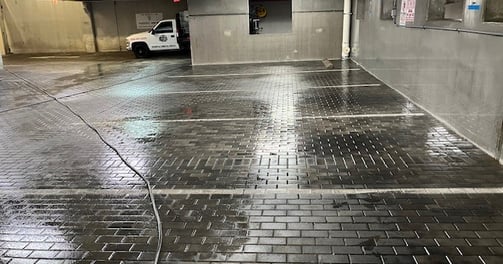HOSPIATL PARKING GARAGE PRESSURE CLEANING SERVICES