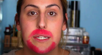 cache barbe maquillage travesti