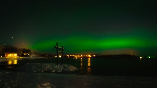 Polarlichter über der Saunahütte Polarlichter in Äkäslompolo