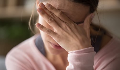 een vrouw die stress ervaart