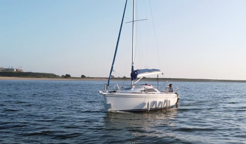 The sailboat Monark sailing on the Douro River
