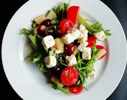 greek-salad-with-feta-cheese