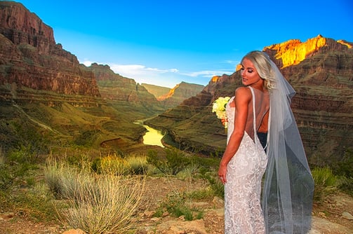 bride at the grand canyon