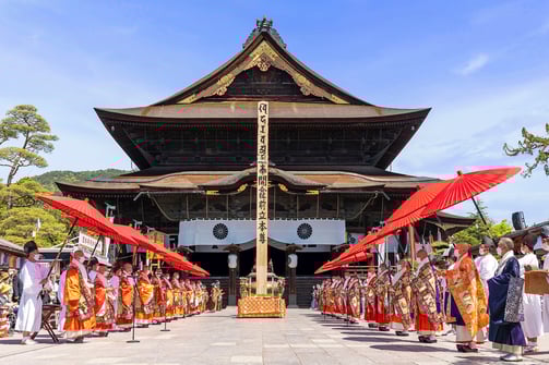 Japanese temple ceremony Zenkoji Nagano
