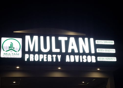 a sign that says mulant property advisor