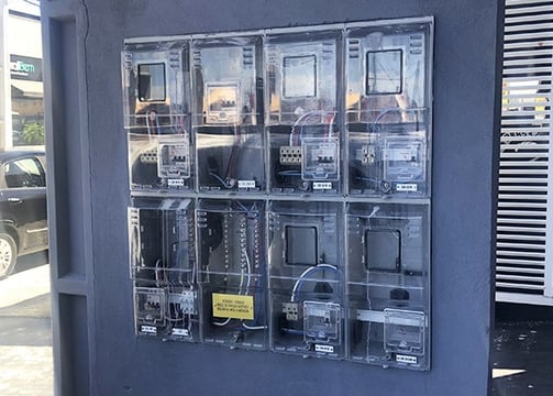 imagem de instalação elétrica externa