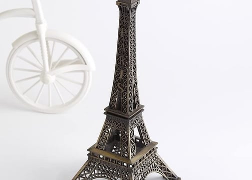 Metal Eiffel Tower Decoration Piece