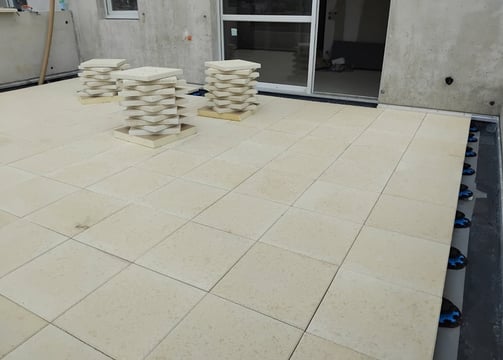 terrasse dalle sur plot