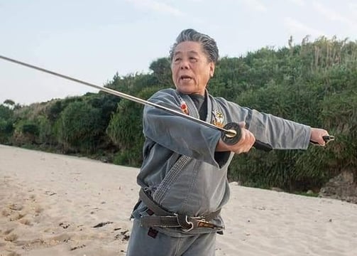 hanshi tetsuo taka miyagi performing with katana