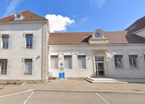 Rénovation en enduit a la chaux à Verdun sur le Doubs