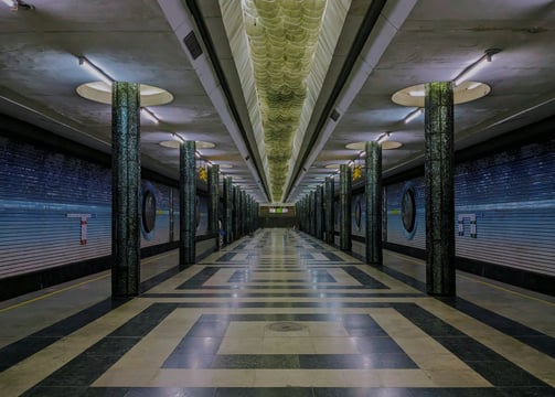 Kosmonavtlar Metro Station, Tashkent
