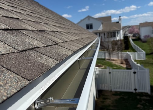 repairing gutter