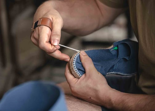Couture d'espadrille