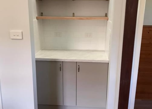 Port Macquarie handyman helping with home installations and repairs
