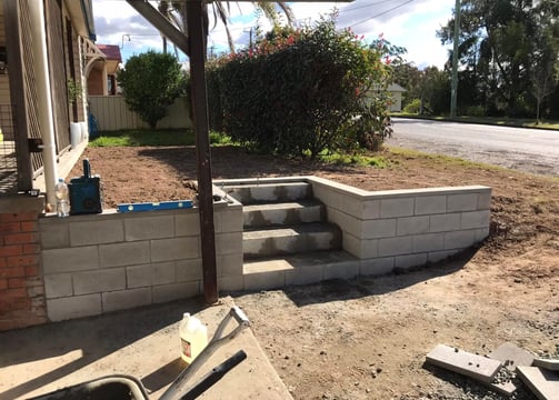 Skilled handyman in Port Macquarie offering home renovations and repairs
