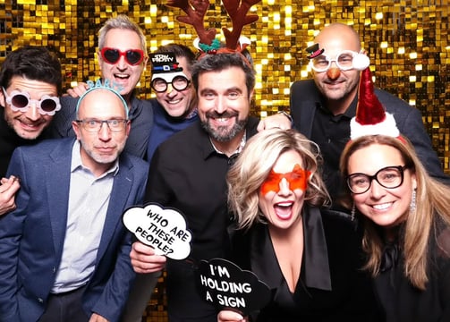 shimmer-backdrop-photobooth